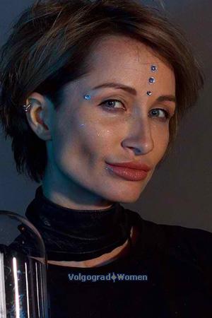 194450 - Veronika Age: 38 - Russia