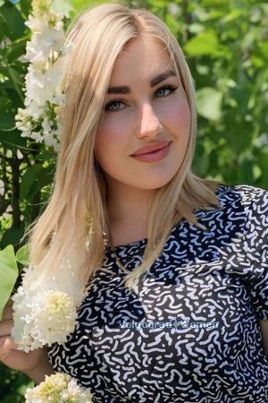 224697 - Irina Age: 32 - Ukraine